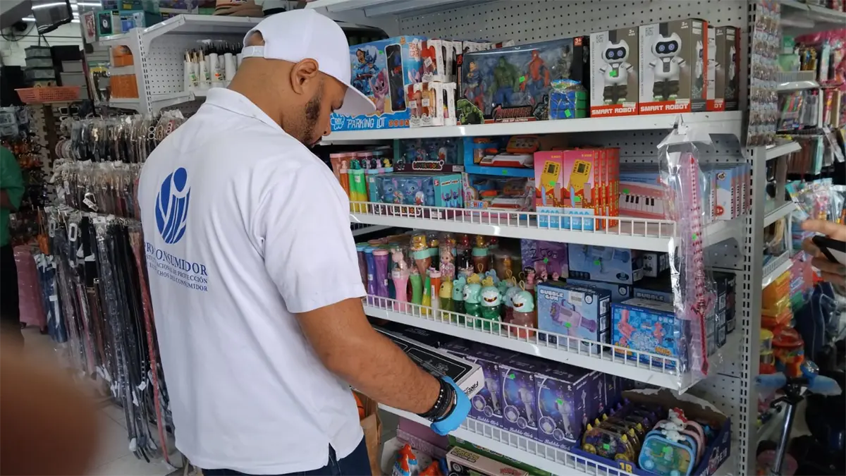 Pro Consumidor saca de circulación centenares de armas de juguete con balines de hidrogel