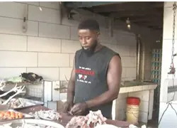 Nueva escasez de pollo vuelve a presionar el bolsillo de consumidores