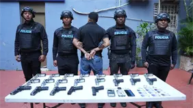 PN apresa a hombre por ocupar 21 armas de fuego traum&aacute;ticas