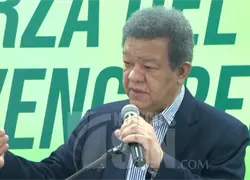 Leonel Fern&aacute;ndez acusa al PRM de comprar las elecciones de 2024 con recursos del Estado