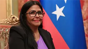 "Ya basta": Delcy Rodr&iacute;guez desaf&iacute;a las &oacute;rdenes de Estados Unidos