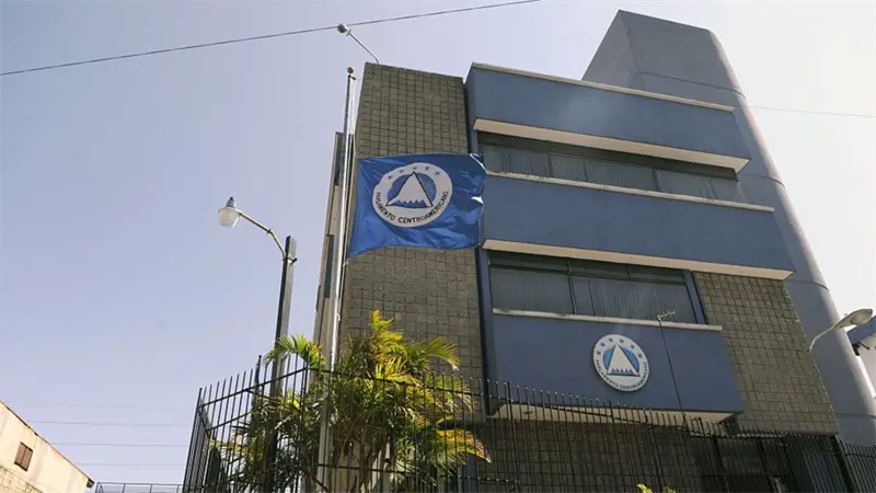 PARLACEN destaca legado de Juan Pablo Duarte en acto solemne con ofrenda floral