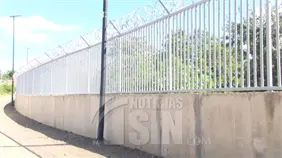 Abinader y Kast recorren la verja perimetral fronteriza