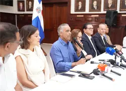 Ministro Joel Santos reitera que no existe plan de explotaci&oacute;n en la cordillera Septentrional