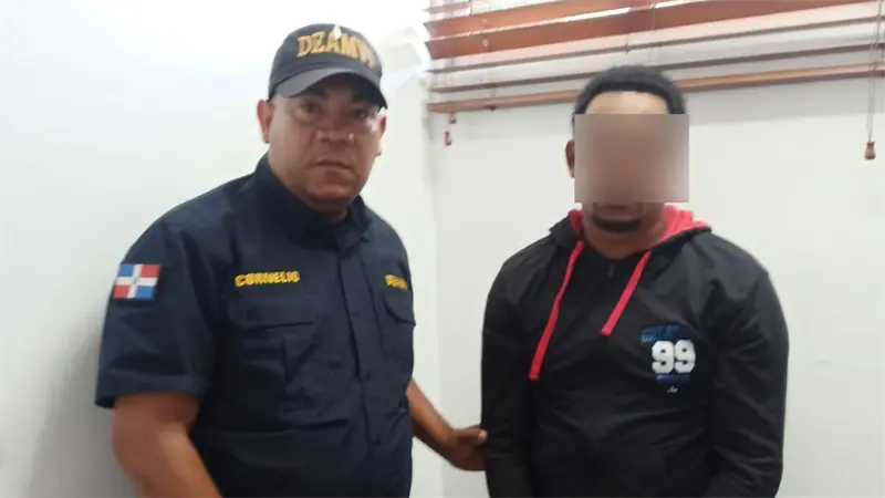 Polic&iacute;a Nacional apresa a hombre acusado de disparar y herir a su pareja en La Vega