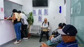 Migraci&oacute;n reduce a 24 horas tiempo de entrega de los permisos de viaje para menores