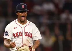 "El Ni&ntilde;o de Saman&aacute;" se suma a la rotaci&oacute;n dominicana para el Cl&aacute;sico Mundial de B&eacute;isbol 2026