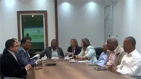 Reforma laboral reaviva tensiones entre empresarios y sindicalistas