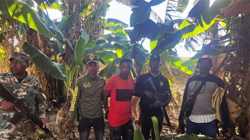 Apresan presunto responsable de matar tres mujeres en Hait&iacute; y lanzar los cuerpos al r&iacute;o Ca&ntilde;a, en El&iacute;as Pi&ntilde;a