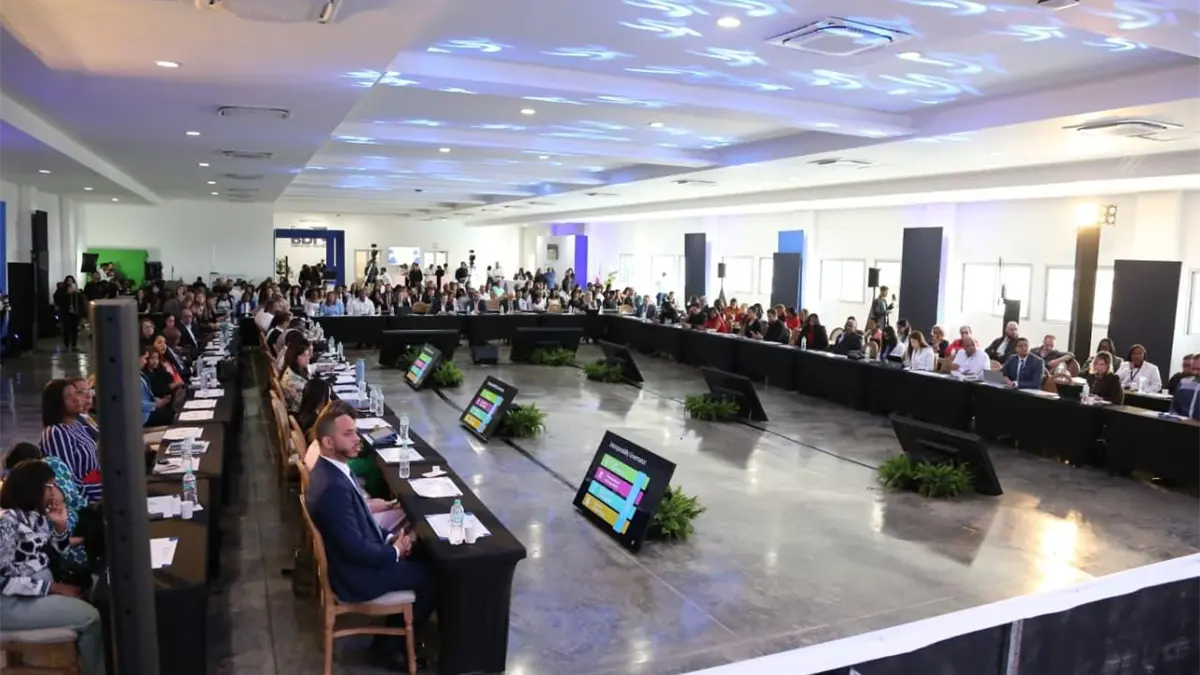 Defensor del Pueblo promueve di&aacute;logo sobre derechos y Estado eficiente