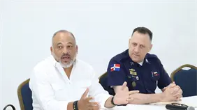 Polic&iacute;a Nacional y MLB coordinan seguridad para juegos de exhibici&oacute;n en el Estadio Quisqueya