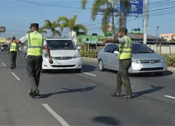 Digesett retuvo 46 veh&iacute;culos en el primer d&iacute;a tras vencer plazo para renovar el marbete