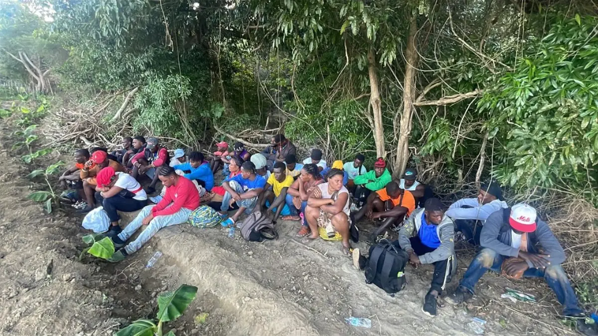 Haitianos indocumentados.