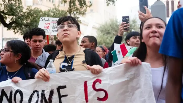 Texas busca represalias para los colegios p&uacute;blicos que permitan protestas estudiantiles