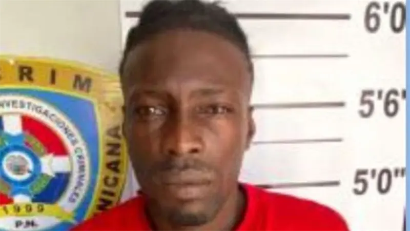 Apresan a "Chinaide", uno de tres implicados en asalto captado por c&aacute;maras de vigilancia en Los Alcarrizos