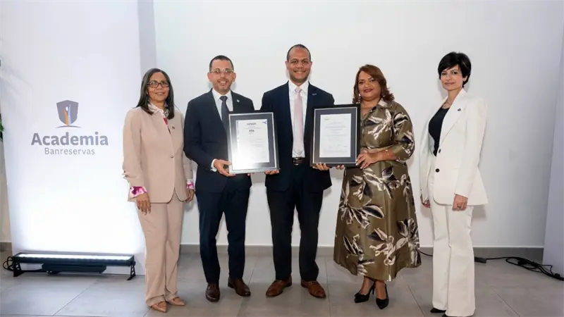 Banreservas recibe certificaci&oacute;n ISO 9001 por su gesti&oacute;n de la excelencia operacional