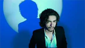 Felipe Cruz lanza "Tuyo", una confesi&oacute;n &iacute;ntima de amor a trav&eacute;s del rock alternativo