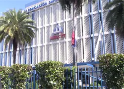 Sectores se oponen a la fusi&oacute;n del Ministerio de Educaci&oacute;n y el Mescyt