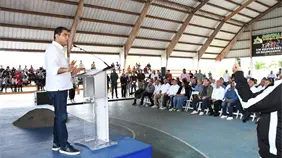 Kelvin Cruz inicia reparaci&oacute;n del Multiuso de Piedra Blanca con inversi&oacute;n de RD$ 21.4 millones