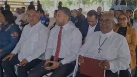 Ministro Kelvin Cruz anuncia inversi&oacute;n para remodelaci&oacute;n del bajo techo en Piedra Blanca