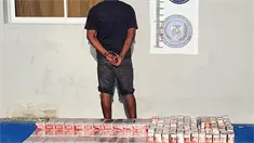 Polic&iacute;a Nacional detiene a hombre en allanamiento por contrabando en Barahona