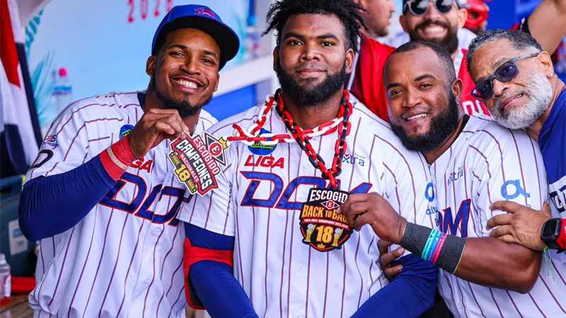 En fiesta de palos, Leones de Dominicana se abren paso a semifinales de Jalisco 2026
