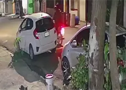 Residentes denuncian oleada de robos de retrovisores