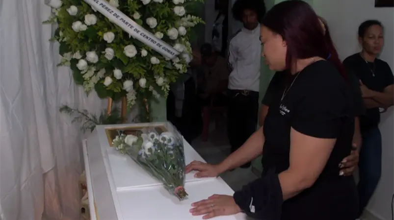 Velan restos de un joven  ultimado en un incidente 