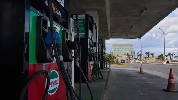 Cuba afronta el asedio petrolero de EE.UU. con un duro paquete de medidas