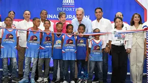 Presidente Abinader entrega dos polideportivos a Puerto Plata