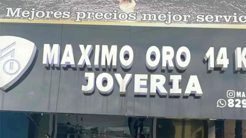 Dicrim y Ministerio P&uacute;blico investigan asalto a joyer&iacute;a en San Pedro de Macor&iacute;s