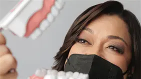 Doctora revela la clave de una ortodoncia exitosa y libre de halitosis