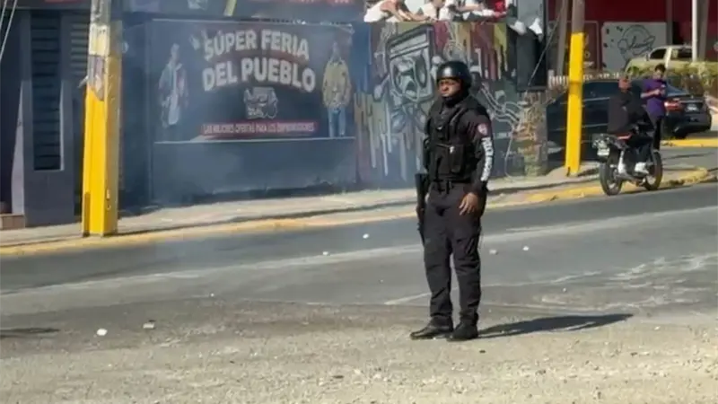 Se registran disturbios en la UASD Recinto SFM