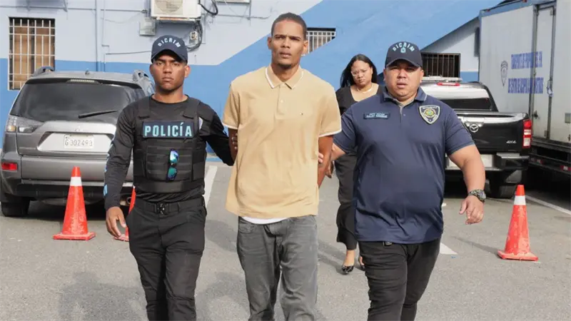 Se entrega cuarto implicado en muerte a machetazos en El Almirante Ca&ntilde;a