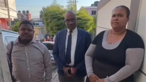 Imponen tres meses de coerci&oacute;n a pareja se&ntilde;alada  por quemar manos a menor