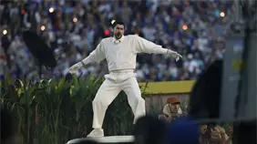 Congresistas republicanos piden a la FCC multar y encerrar a Bad Bunny por el Super Bowl