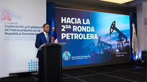 Ministro Joel Santos anuncia segunda ronda petrolera se iniciar&aacute; en noviembre