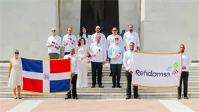 Refidomsa rinde honores a los Padres de la Patria