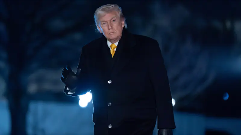 Trump dice que Ir&aacute;n quiere un acuerdo nuclear mientras EE.UU. despliega flotilla