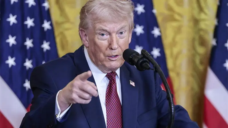 La demanda de Trump contra la BBC ir&aacute; a juicio en febrero de 2027