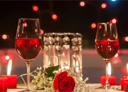 Entre cenas rom&aacute;nticas, trabajo y "hate": as&iacute; planean los usuarios de Noticias SIN celebrar San Valent&iacute;n