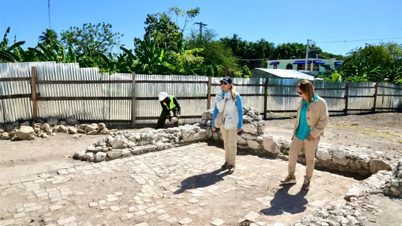 Comunidad de Pueblo Viejo recibe proyecto de b&uacute;squeda de restos de Enriquillo