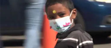 Con mascarillas, afectados de influenza acuden a emergencias