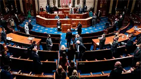 C&aacute;mara baja de EE.UU. vota a favor de revocar aranceles de Trump contra Canad&aacute;