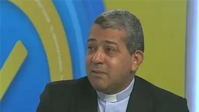 Arzobispo Carlos Morel reconoce que la Iglesia debi&oacute; tener mayor presencia en el caso Jet Set