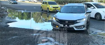 Aguas negras y malos olores afectan a residentes de Villa Consuelo por filtrantes tapados