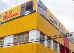 Incendio afecta tienda de L&R Comercial en Villa Mella; empresa agradece que no hubo personas heridas