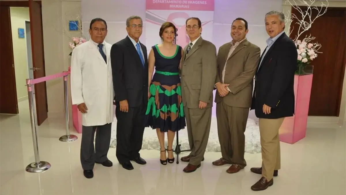 Fiscalía de Jarabacoa mantiene citación contra socio de clínica Corominas por denuncia de amenazas y violencia intrafamiliar