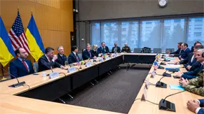 La delegaci&oacute;n de Ucrania llega a Ginebra para nuevos contactos con EE.UU. y Rusia