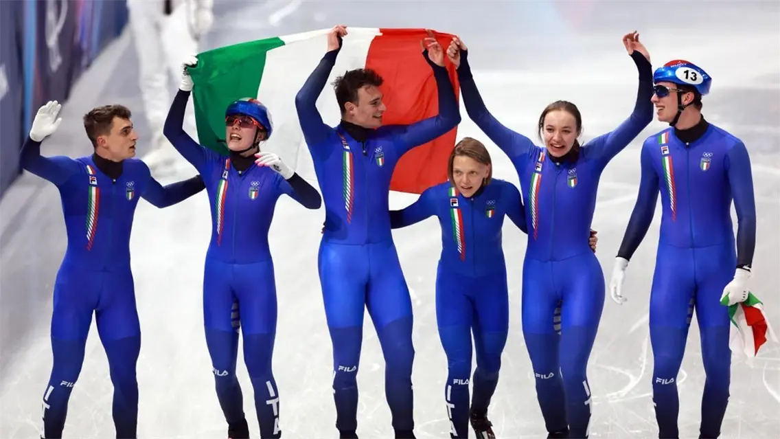 Los momentos del día olímpico: el desastre en eslalon alpino y el trasero de Pietro Sighel